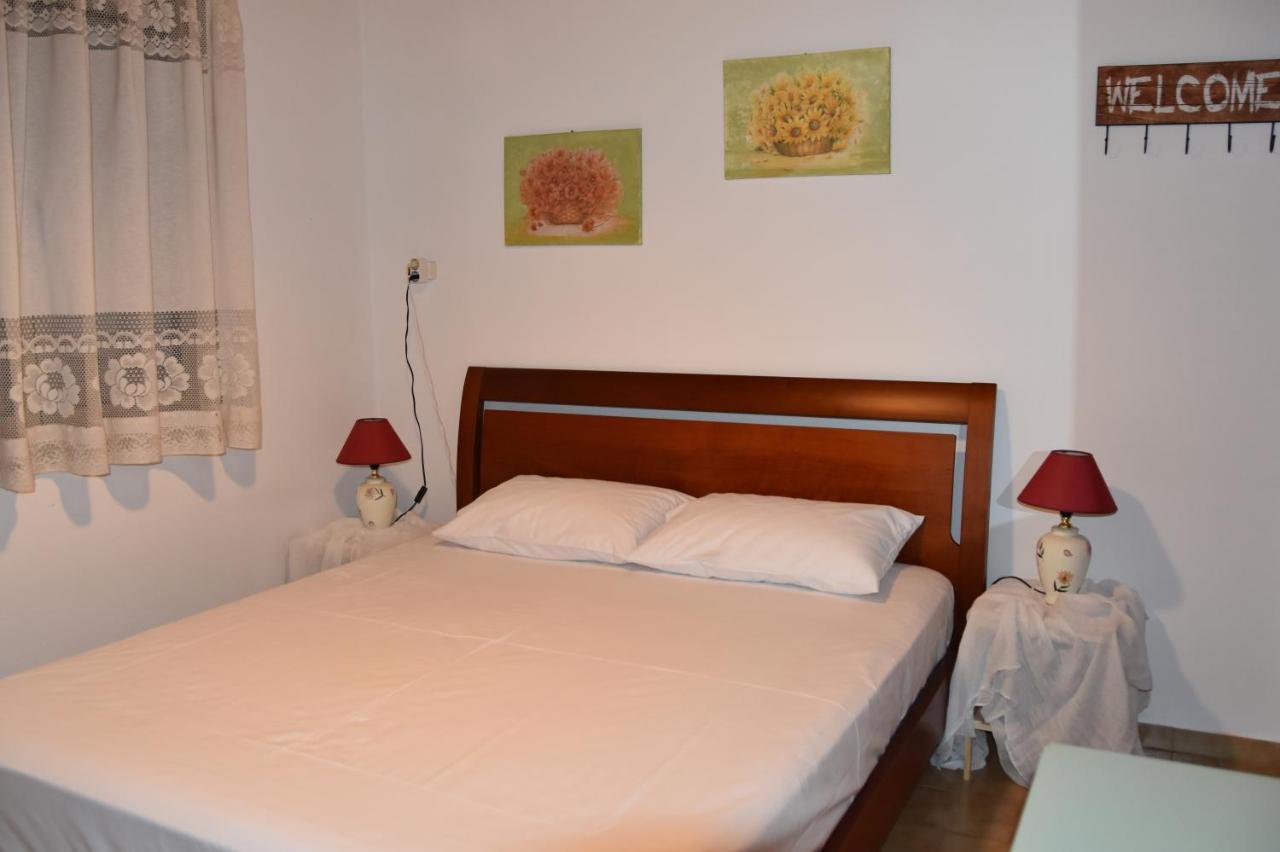 Villa Antonias House à Stoúpa Extérieur photo