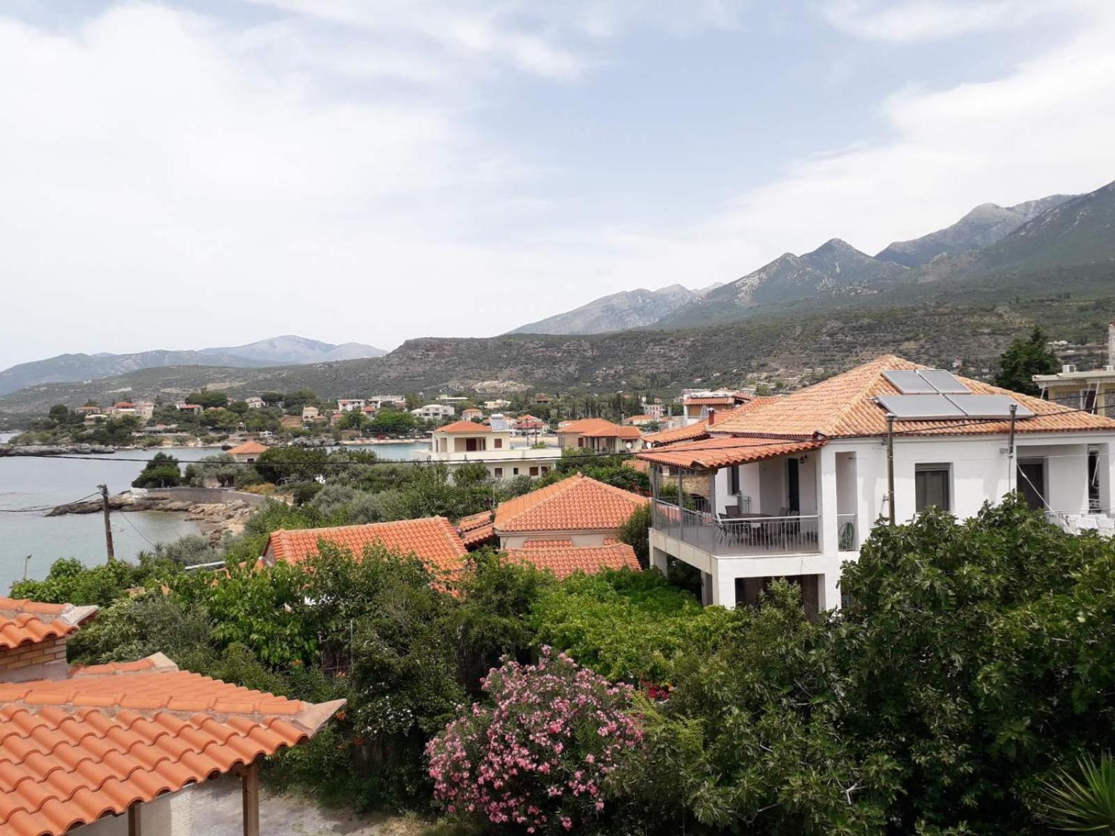 Villa Antonias House à Stoúpa Extérieur photo